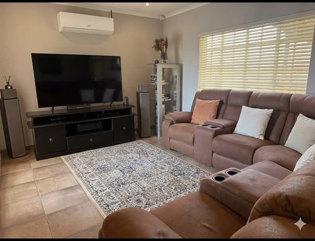 3 BEDROOM HOUSE FOR SALE IN WATERKLOOF EAST